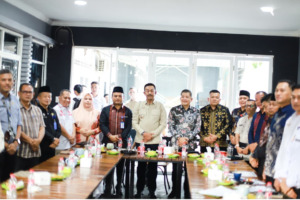 Pimpinan Daerah se-Tabagsel Bahas Potensi Penerbangan Dua Bandara