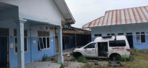 Miris! Bekas RSUD Panyabungan Jadi Bangunan Tua, Ambulans Dibiarakan Jadi Bangkai dan Besi Dijarah Maling